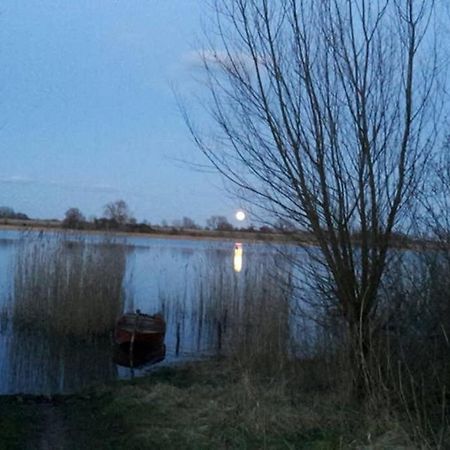 Zahren Entspannen Im Dorf Am See מראה חיצוני תמונה